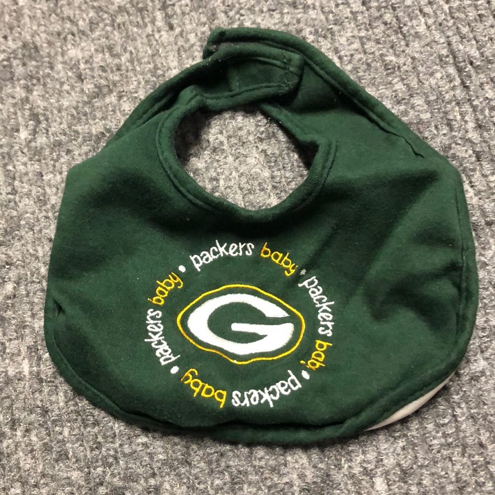Like New!! Green Bay Packers baby bib